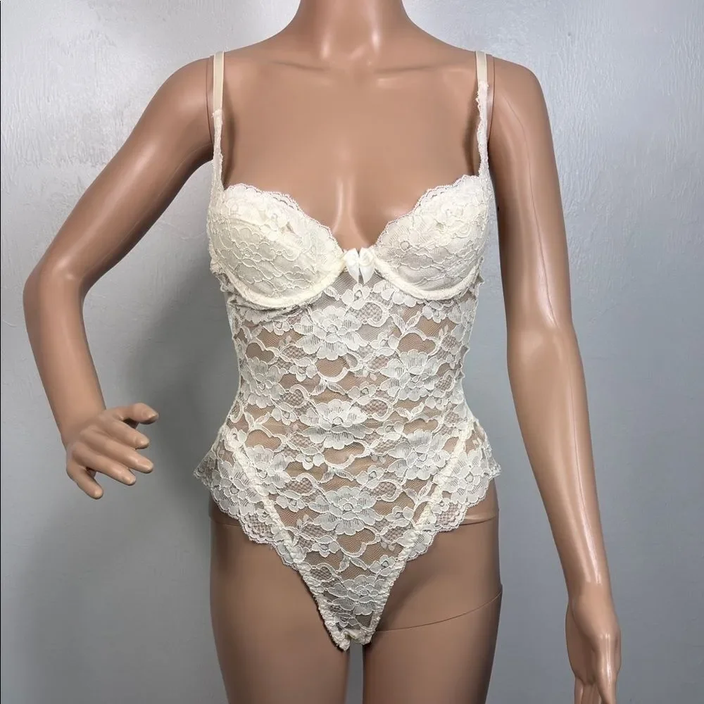 Vintage Lily of France Ivory Lace Teddy Bodysuit Lingerie 32B